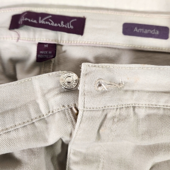 NWT Women's Gloria Vanderbilt Amanda Jeans - Picture 2 of 6